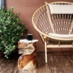 ΒΟΗΘΗΤΙΚΟ ΤΡΑΠΕΖΑΚΙ ΣΤΡΟΓΓΥΛΟ ΑΠΟ ΜΑΣΙΦ ΞΥΛΟ ΤEAK ΦΥΣΙΚΟ Φ30X45Υεκ.FB99350 - Image 3