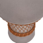 ΒΟΗΘΗΤΙΚΟ ΤΡΑΠΕΖΙ ΣΤΡΟΓΓΥΛΟ DELIA FB918167.03 FIBER CEMENT ΓΚΡΙ & RATTAN Φ40x45Υεκ - Image 9