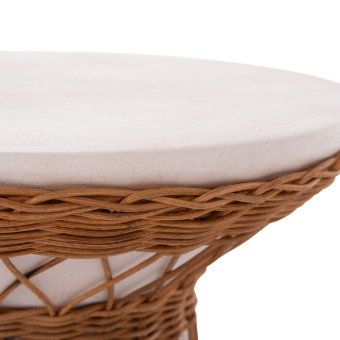ΒΟΗΘΗΤΙΚΟ ΤΡΑΠΕΖΙ ΣΤΡΟΓΓΥΛΟ FB918167.02 FIBER CEMENT ΛΕΥΚΟ & RATTAN Φ40x45Υεκ - Image 7
